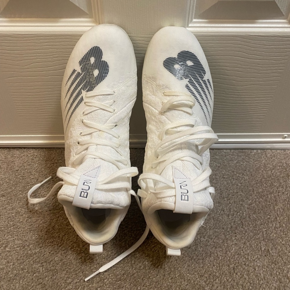 Mens New balance Burn X2 Mid-Cut, 2E wide lacrosse cleats